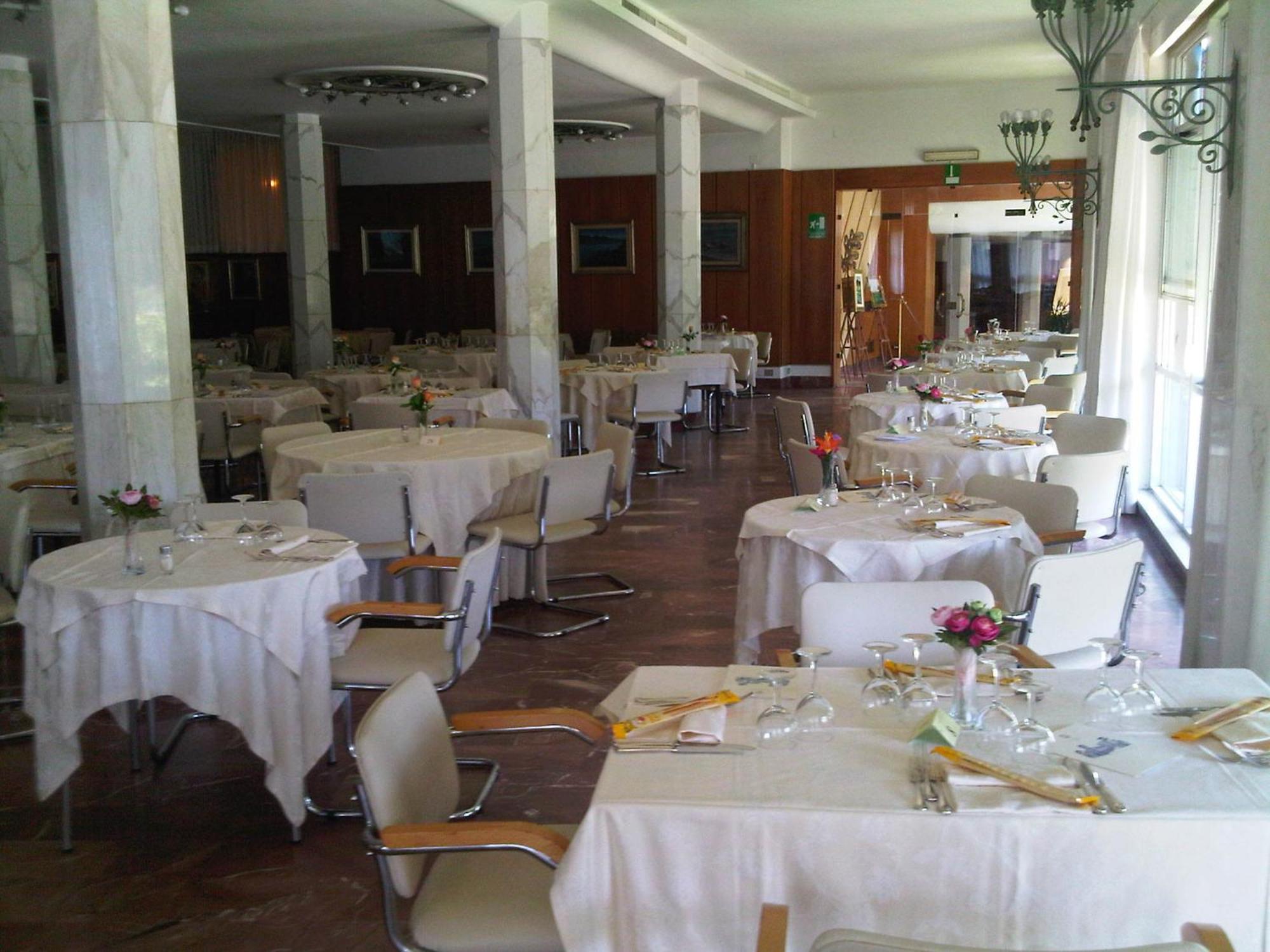 Grand Hotel Golf تيرّينْيا المظهر الخارجي الصورة
