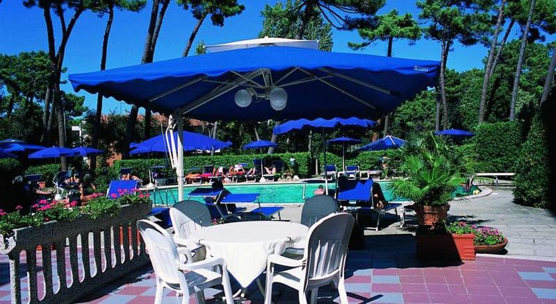 Grand Hotel Golf تيرّينْيا المظهر الخارجي الصورة