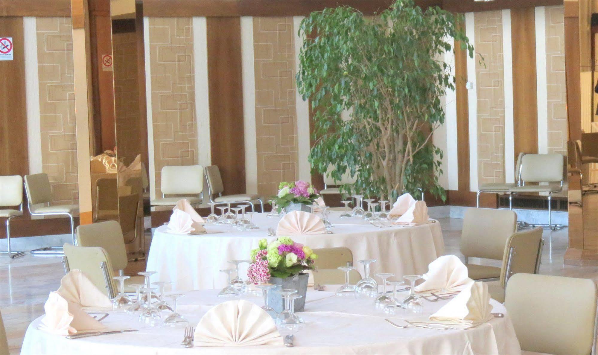 Grand Hotel Golf تيرّينْيا المظهر الخارجي الصورة