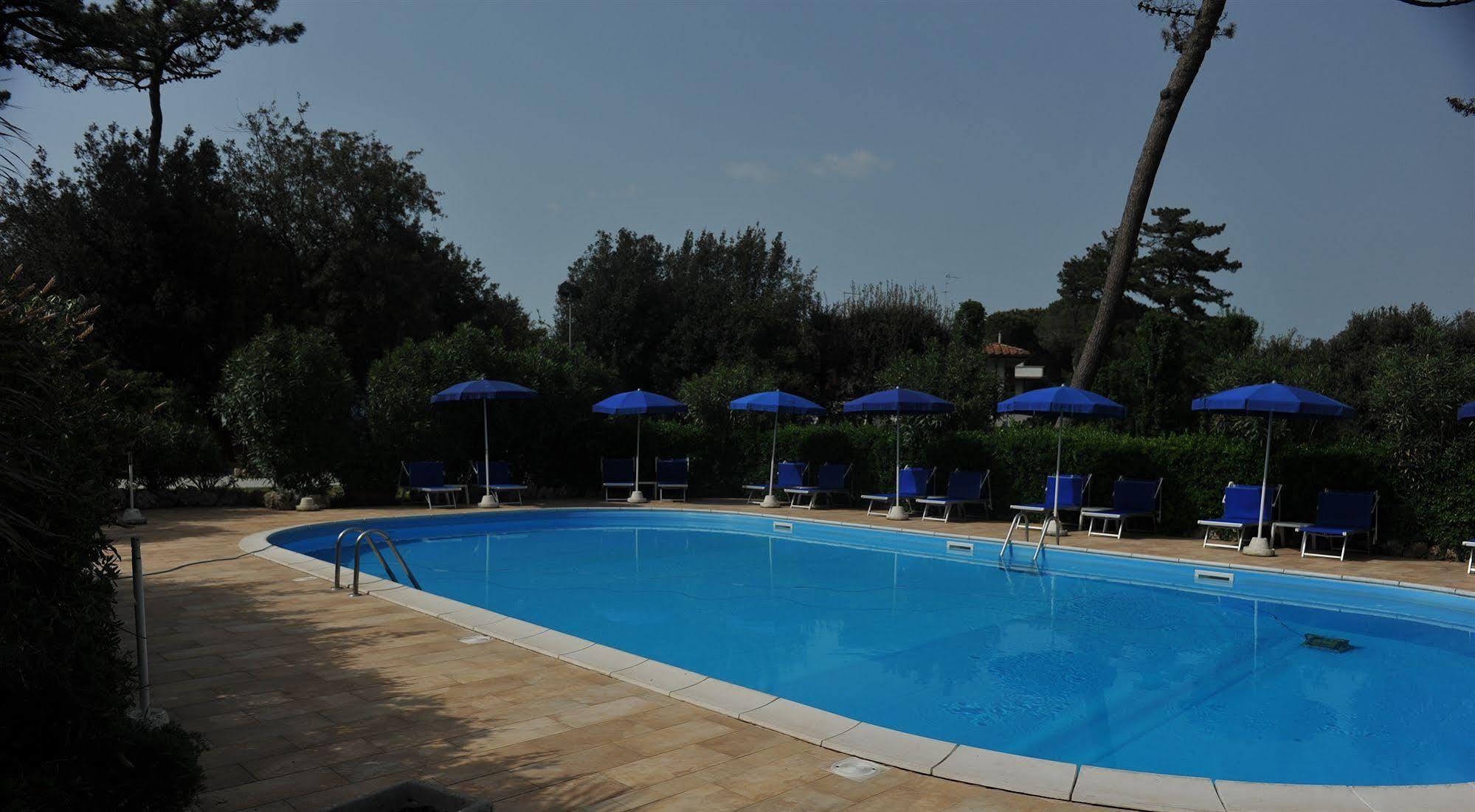 Grand Hotel Golf تيرّينْيا المظهر الخارجي الصورة